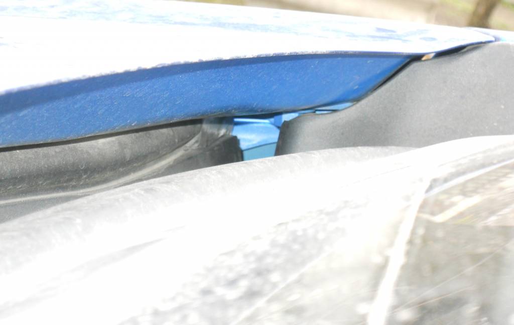 Мусор и грязь в пороге 125-3